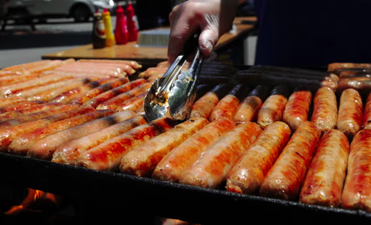 Sausage Sizzle with lily & Joe